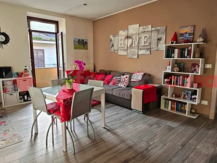 Appartamento bilocale in vendita in Via Martiri della Libertà, Osasco