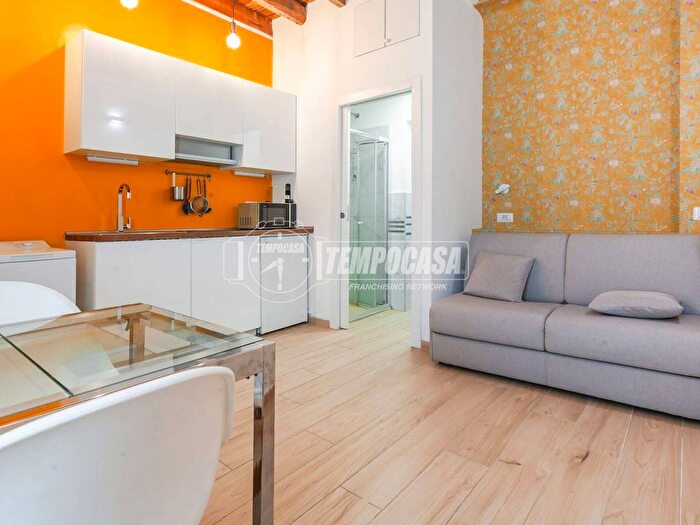 Appartamento monolocale in affitto in Via UGO BASSI, Isola, Milano