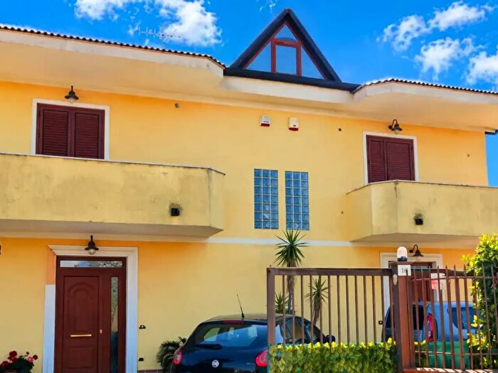 Casa con 5 locali in vendita in Via Palmento, Eboli