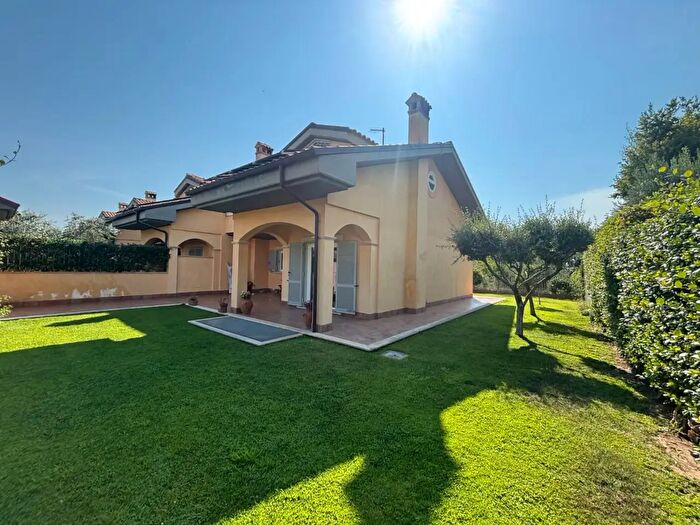 Casa con 5 locali in vendita in Via di Marino Campagna, Rocca Di Papa