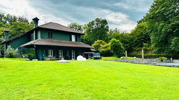 Casa con 6 locali in vendita in Rotta Fiano, Fiano