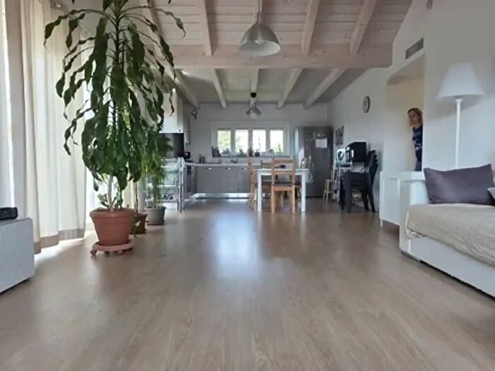 Appartamento trilocale in affitto in Nova Milanese