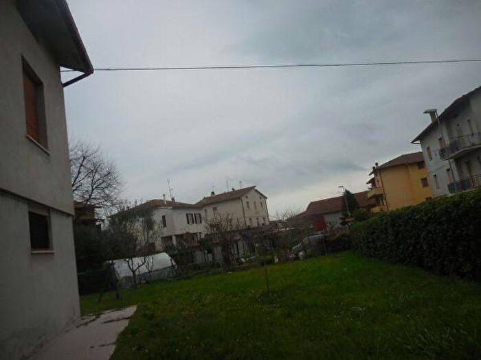 Appartamento trilocale in vendita in Via Germania, Castelbellino