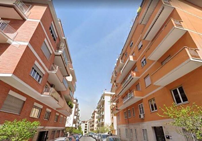 Appartamento bilocale in affitto in Via Luigi Pulci, Bologna, Roma