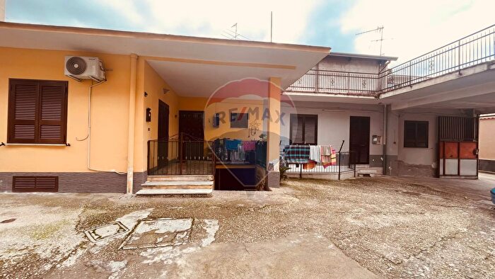 Casa quadrilocale in vendita in Via Aldo Moro, Casandrino