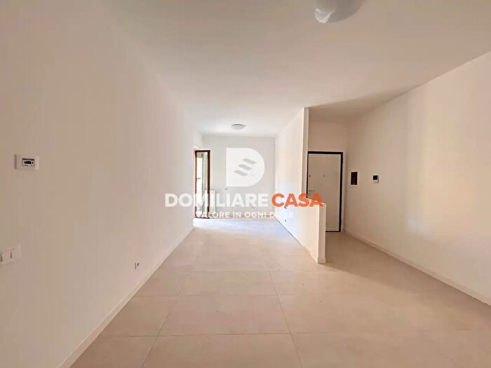 Appartamento trilocale in vendita in Via Imperatore Adriano, Lecce