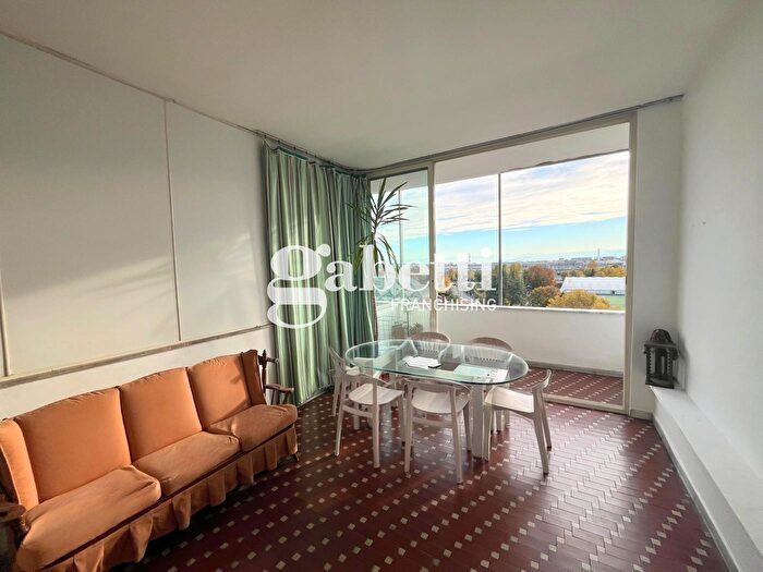 Appartamento trilocale in vendita in Via Dandolo, Torino