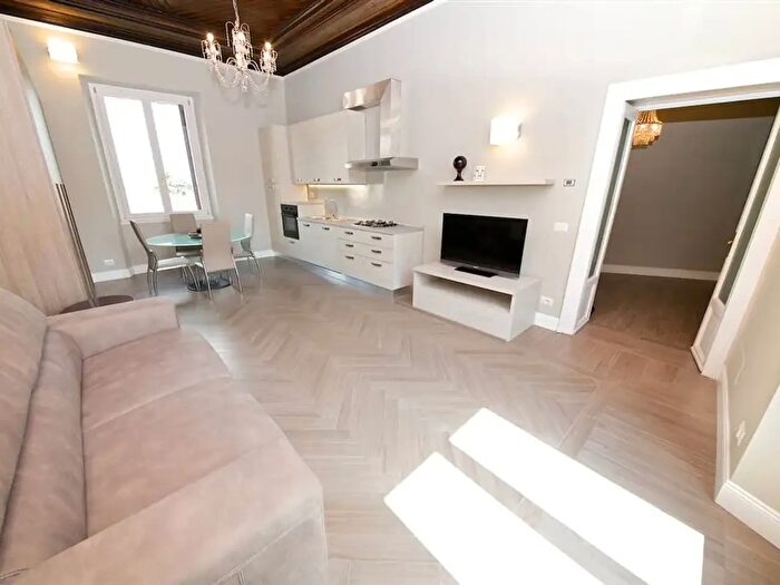 Appartamento monolocale in vendita in Via Manzoni, Monza