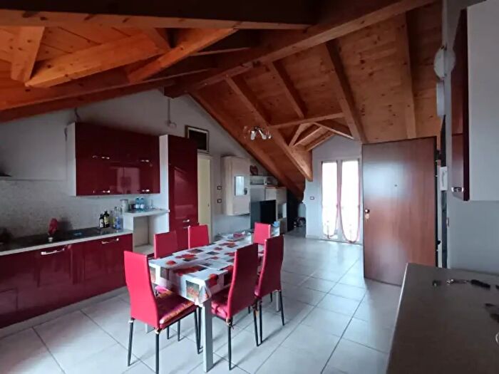 Appartamento trilocale in affitto in Via del Barcaiolo, Asti