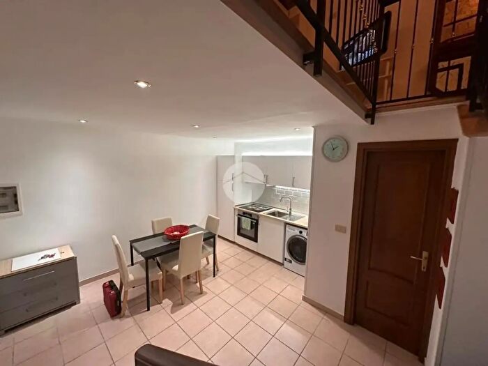 Appartamento bilocale in affitto in Via Alessandria, Roma