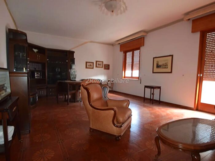 Appartamento con 6 locali in vendita in Mazara Del Vallo