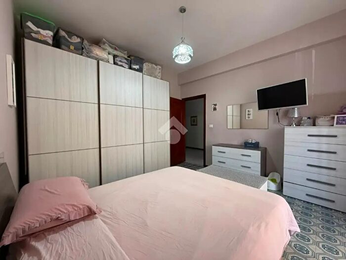 Appartamento trilocale in vendita in Via Lago Trasimeno, Melito Di Napoli