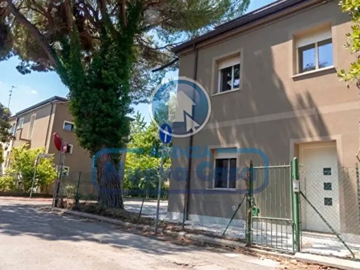 Casa con 5 locali in vendita in Via Mario Montanari a, Ravenna