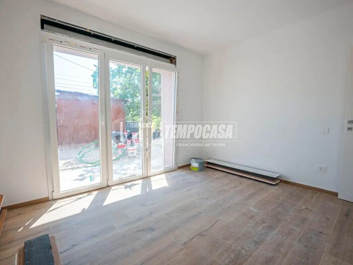Appartamento trilocale in vendita in Via Alvata, Potenza Picena