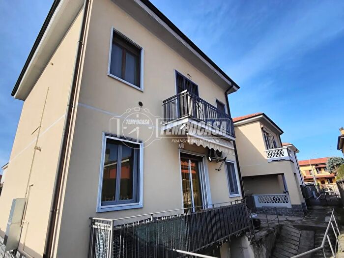 Appartamento trilocale in vendita in Leoncavallo, Paderno Dugnano