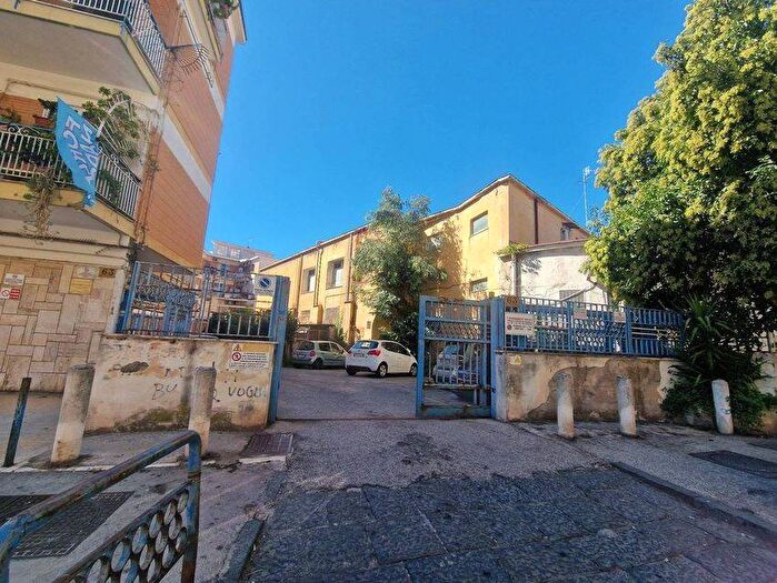 Appartamento quadrilocale in affitto in Via Risorgimento, Soccavo, Napoli