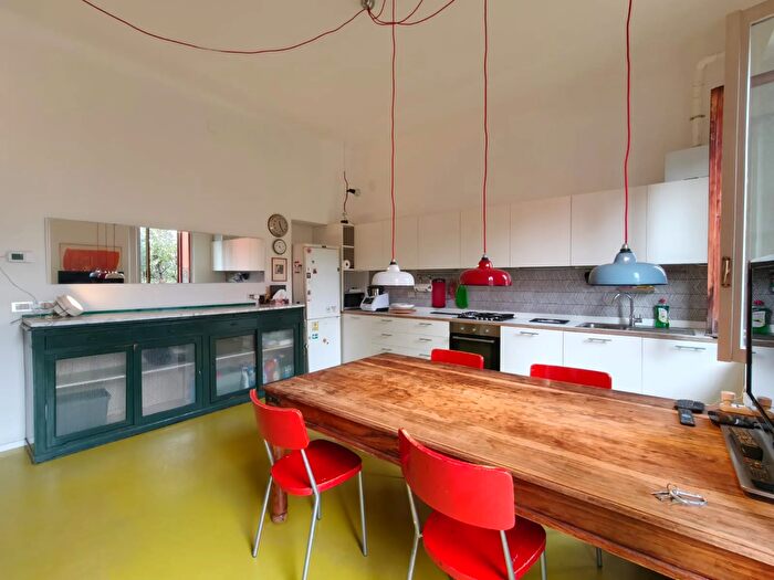 Appartamento quadrilocale in vendita in Via Privata Moncalvo, Milano