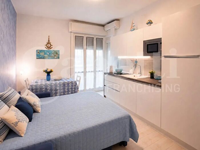 Appartamento monolocale in affitto in Via Torino, Finale Ligure