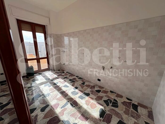 Appartamento con 5 locali in vendita in Via Costa, Oristano