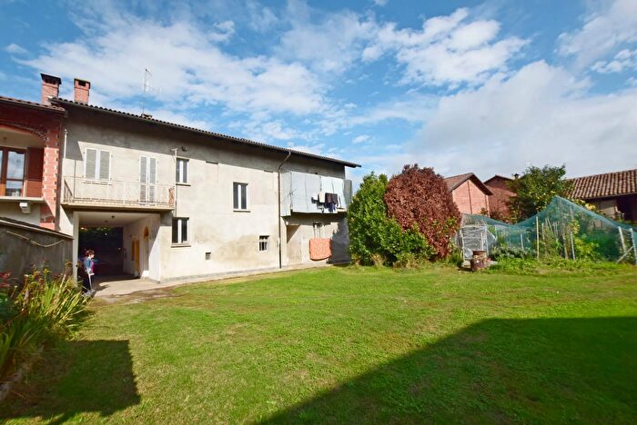 Casa con 5 locali in vendita in Via Pascale, Trinita