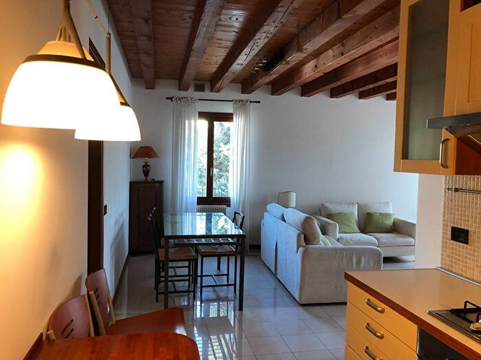 Appartamento quadrilocale in affitto in Fontane di Villorba, Fontane, Villorba