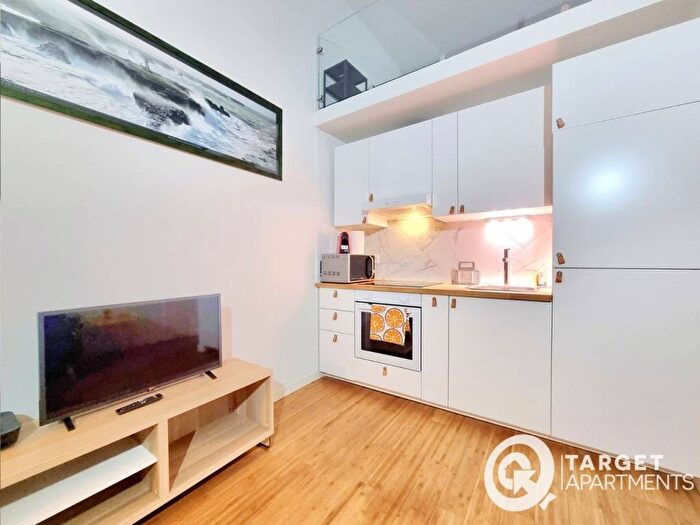 Appartamento trilocale in affitto in Cimiano, Milano