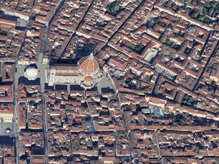 Appartamento trilocale in affitto in Via Bettino Ricasoli, Duomo, Firenze