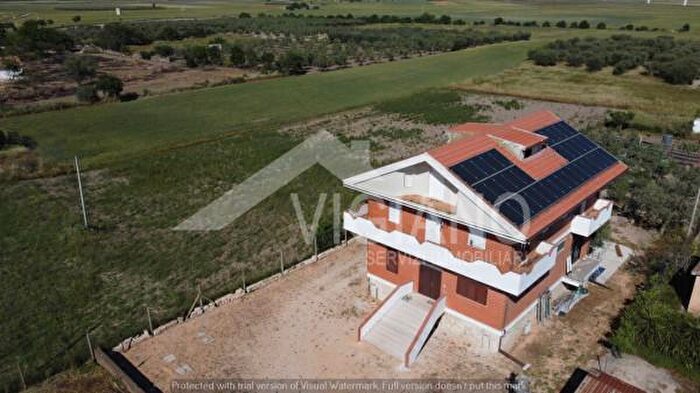 Casa trilocale in vendita in Via Castelluccio dei Sauri, Foggia