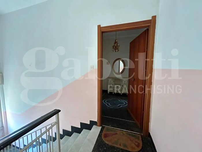 Appartamento quadrilocale in vendita in Via Poggio, Davagna