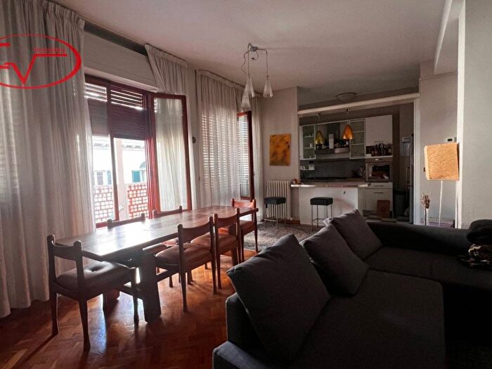 Appartamento quadrilocale in affitto in Via Giacomo Puccini, Città, Montevarchi