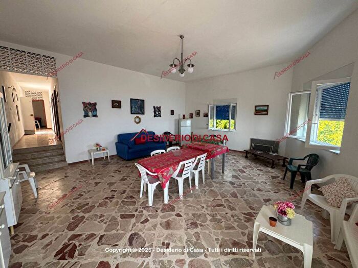 Casa trilocale in affitto in Litoranea Piani, Centro, Trabia