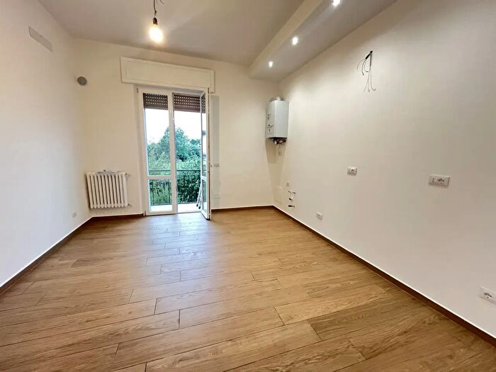 Appartamento trilocale in vendita in Via Buccella, Vigevano