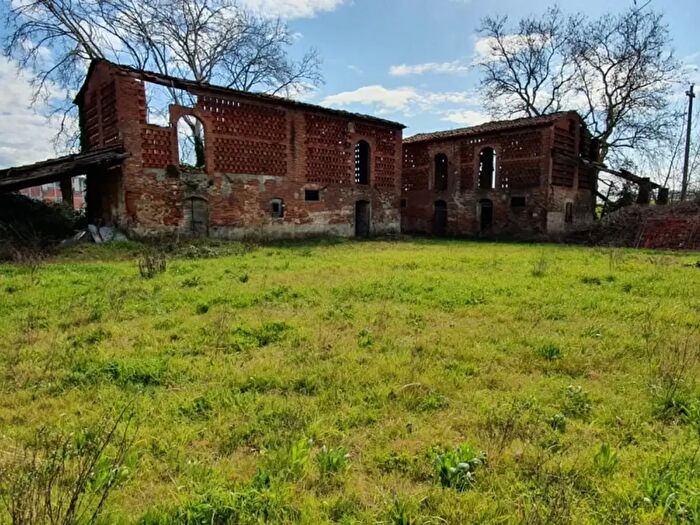 Casa con 8 locali in vendita in a Sbarra, Porcari
