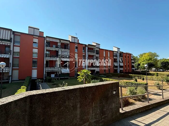 Appartamento quadrilocale in vendita in Via Camillo Benso Cavour, Rivoli