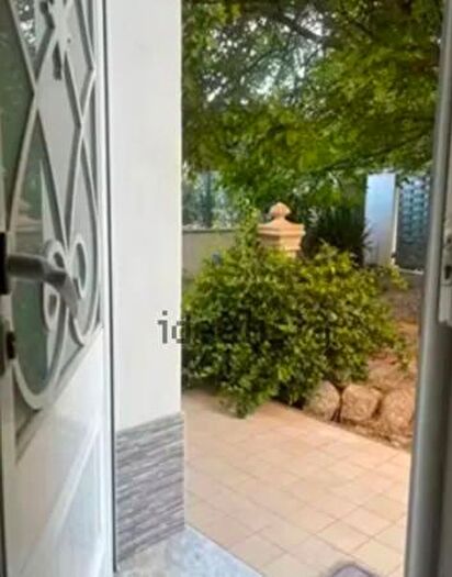 Appartamento monolocale in affitto in Viale Aprile, Davoli