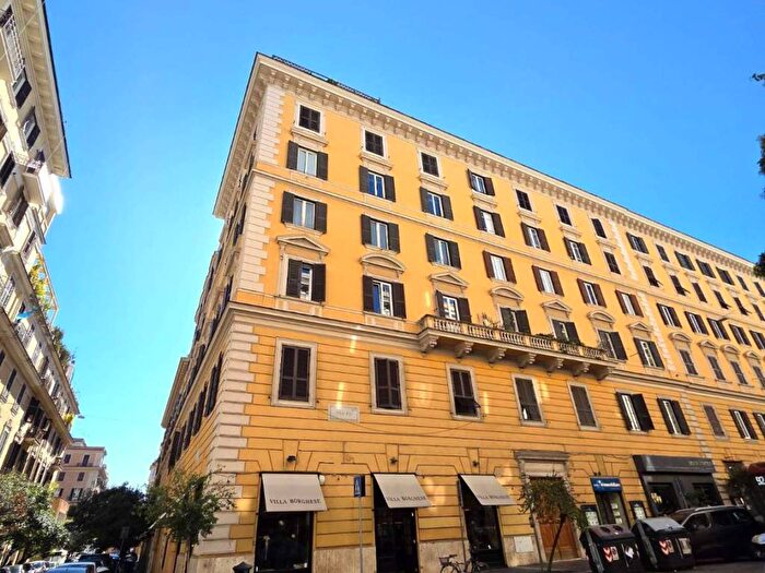 Appartamento trilocale in vendita in via Po, Salario Porta Pia, Roma