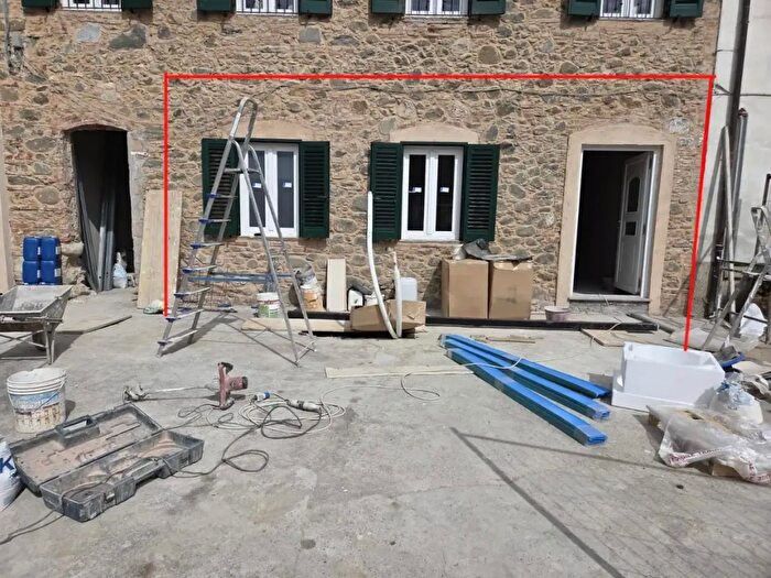 Appartamento trilocale in vendita in Elle Pianacce, Capannori