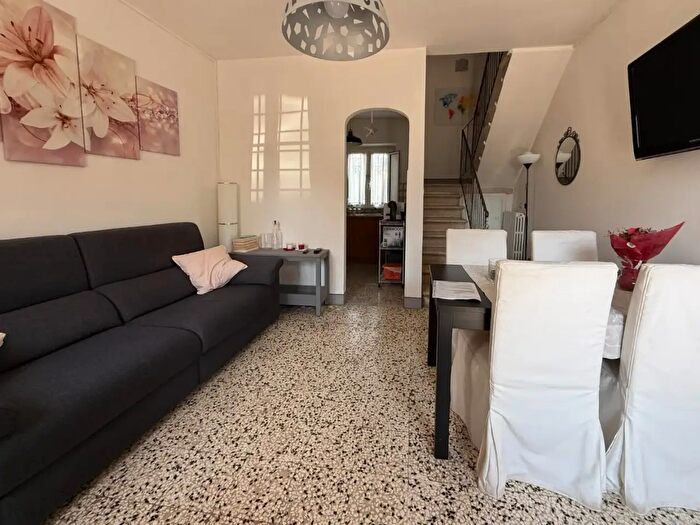 Casa con 7 locali in vendita in Capannori