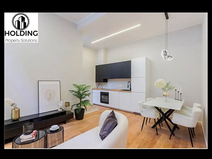 Appartamento bilocale in vendita in Via Pier Candido Decembrio, Milano