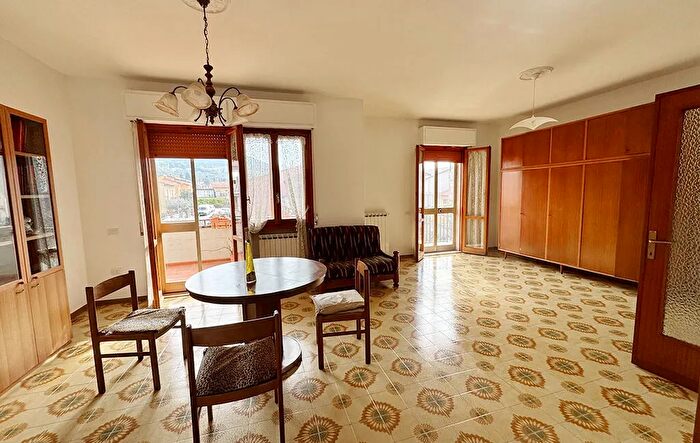 Appartamento quadrilocale in vendita in Via Labriola Bagnolo Montemurlo Prato Toscana Italia, Montemurlo