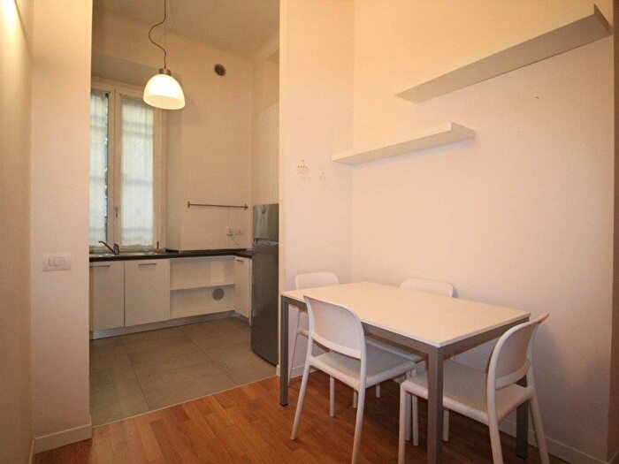 Appartamento trilocale in affitto in Piazza Antonio Gramsci, Paolo Sarpi, Milano