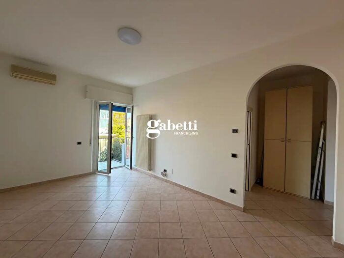 Appartamento trilocale in vendita in Rimini