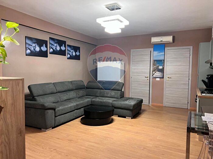 Appartamento bilocale in vendita in Via della Bulweria, Ardea