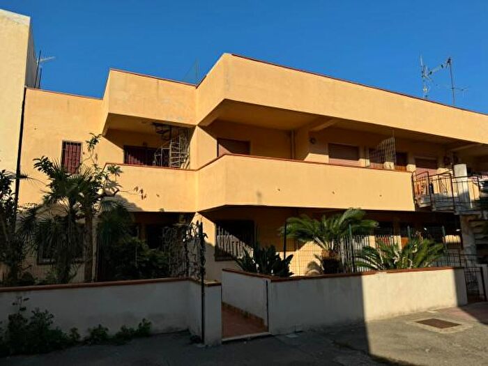 Casa con 5 locali in vendita in Contrada Mezzacampa, Messina