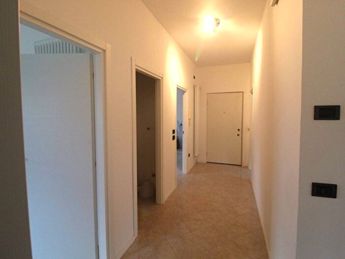 Appartamento quadrilocale in affitto in Ravina, Trento