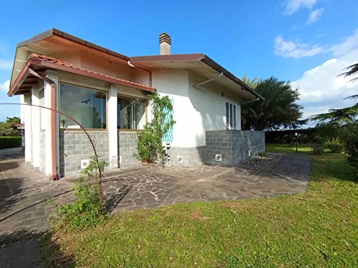 Casa con 6 locali in vendita in Pisa