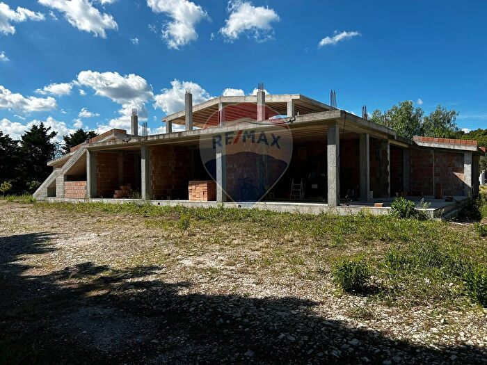 Appartamento con 14 locali in vendita in Località Palude Mezzane, Vieste