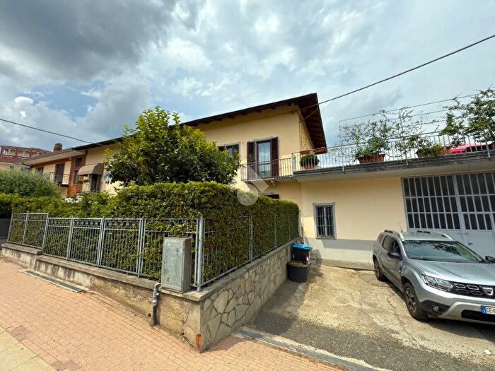 Case in Vendita e in Affitto - 2