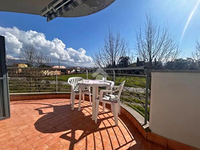 Appartamento bilocale in vendita in Via Magenta, Campi Bisenzio