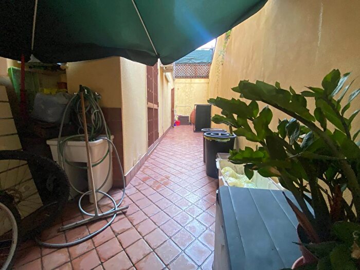 Appartamento trilocale in vendita in Via Lachea Aci Castello, Aci Castello